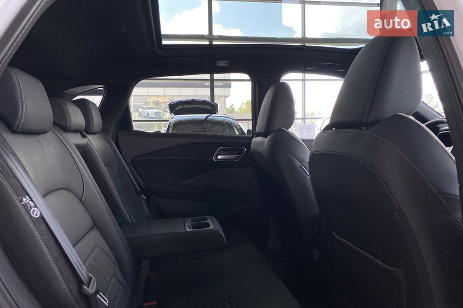 Nissan Qashqai - фото 12