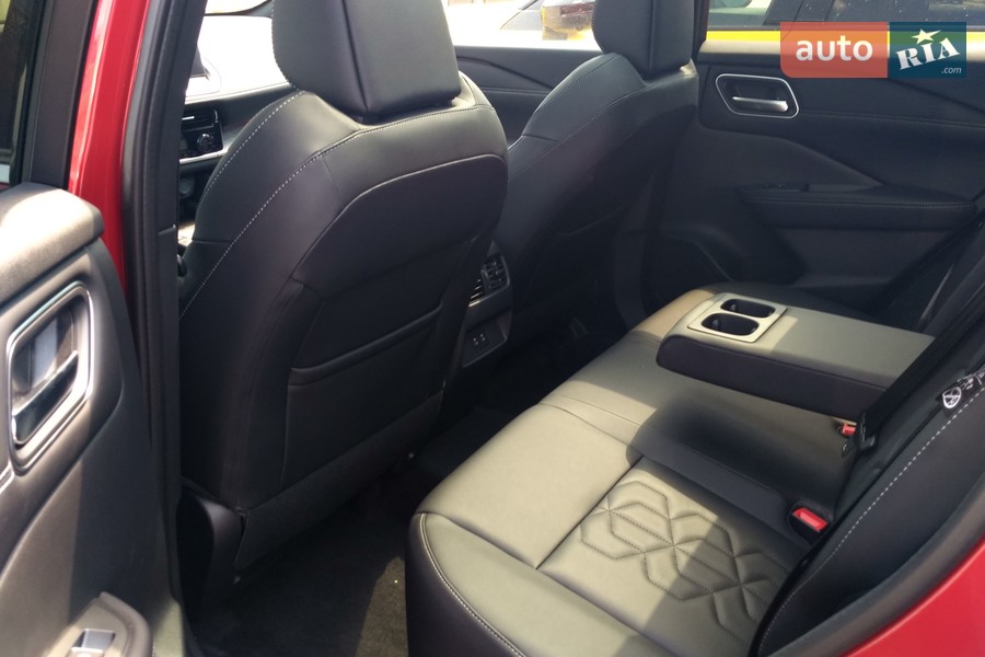 Nissan Qashqai - фото 23