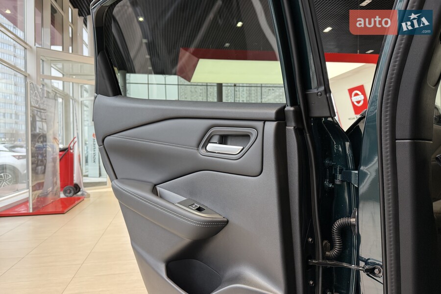 Nissan Qashqai - фото 25