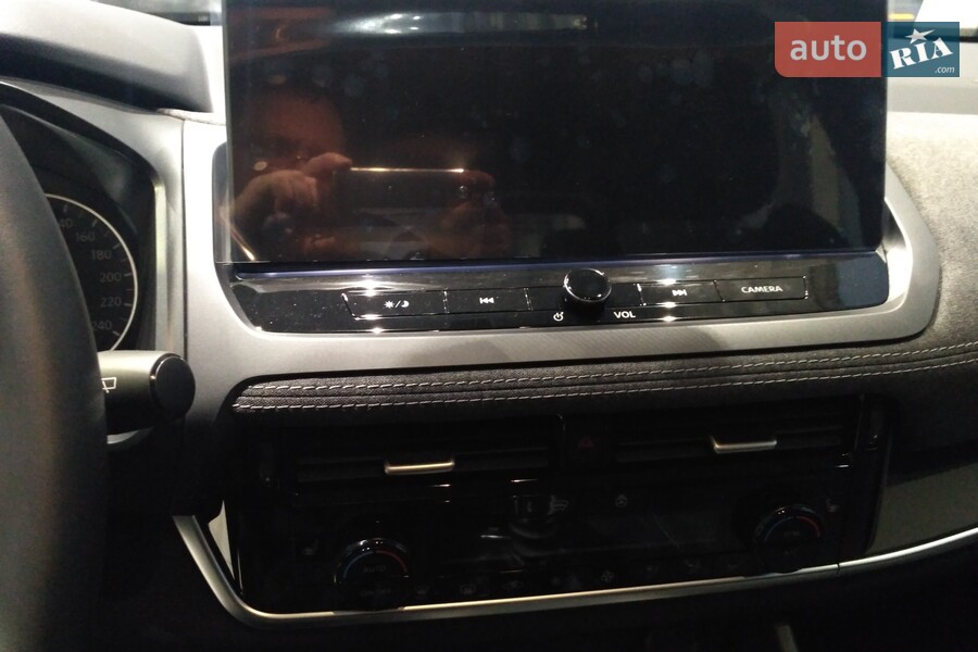 Nissan Qashqai - фото 12