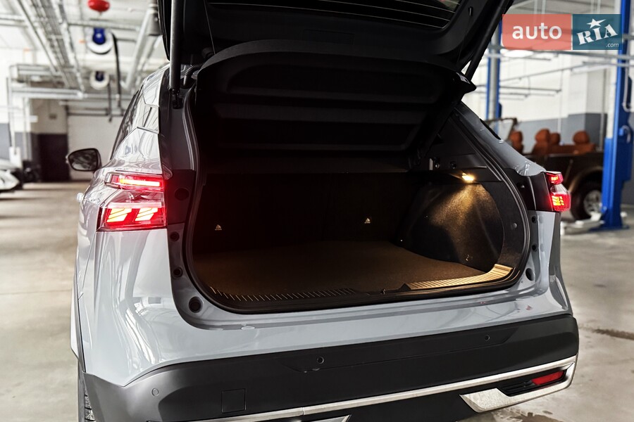 Nissan Qashqai - фото 12