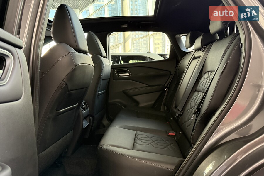 Nissan Qashqai - фото 18