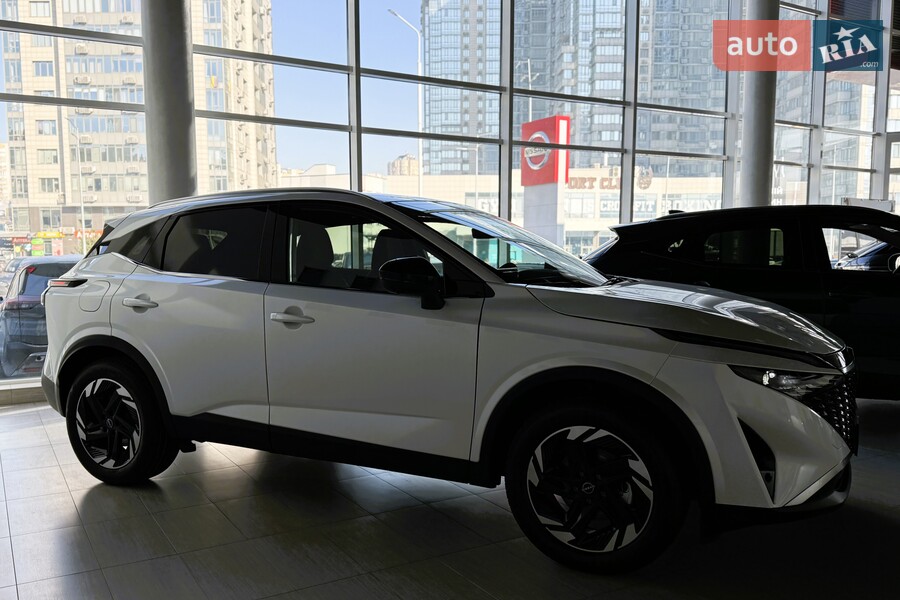 Nissan Qashqai - фото 5