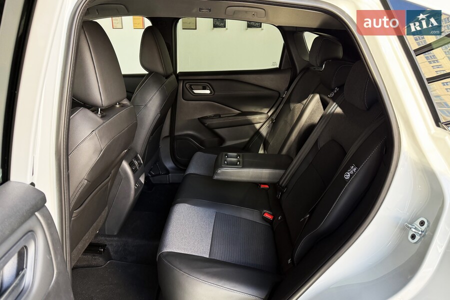 Nissan Qashqai - фото 18