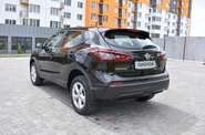 Nissan Qashqai Acenta Parking