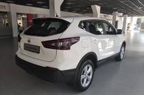 Nissan Qashqai Acenta Parking