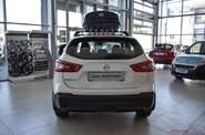 Nissan Qashqai Acenta Parking