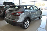 Nissan Qashqai Acenta Parking