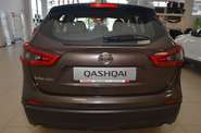 Nissan Qashqai Acenta Parking