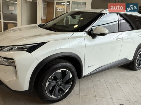 Nissan X-Trail e-Power 2025