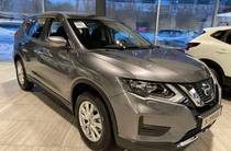 Nissan X-Trail Visia