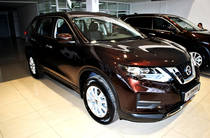 Nissan X-Trail Visia