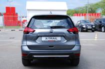 Nissan X-Trail Visia