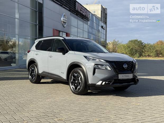 Nissan X-Trail 2025