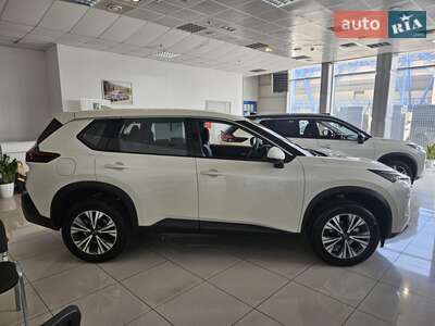 Новый Nissan X-Trail 2025 - фото 5