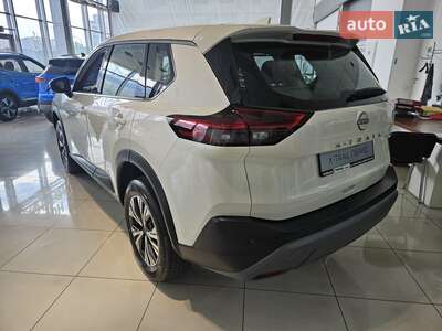 Новый Nissan X-Trail 2025 - фото 4