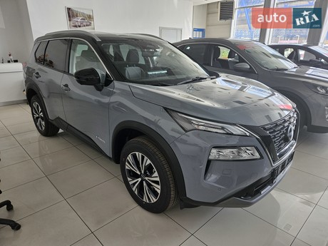 Nissan X-Trail 2025
