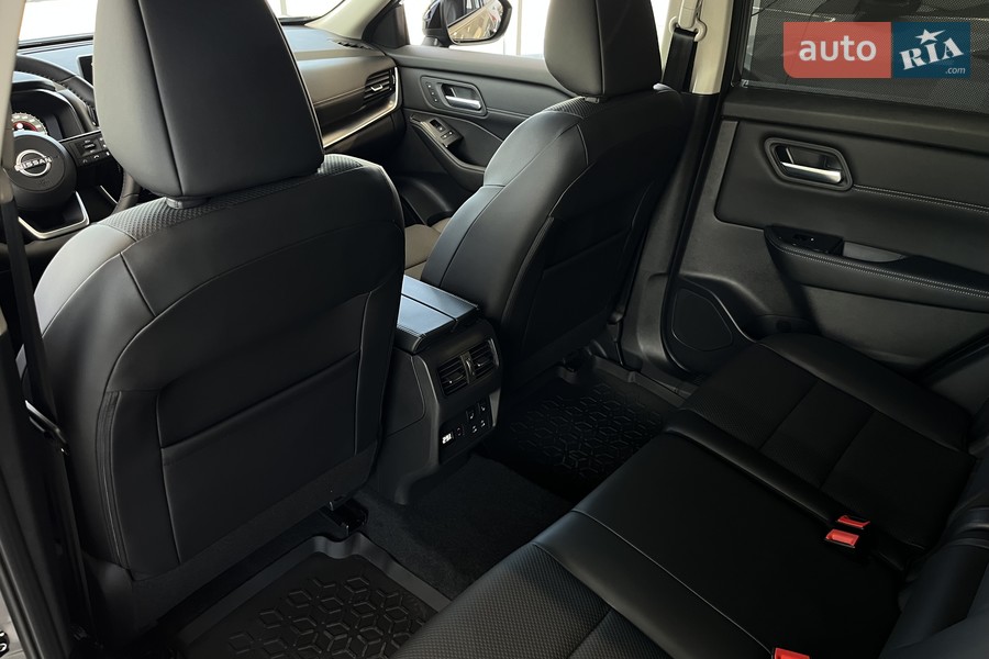 Nissan X-Trail - фото 31