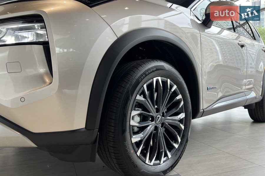 Nissan X-Trail - фото 12