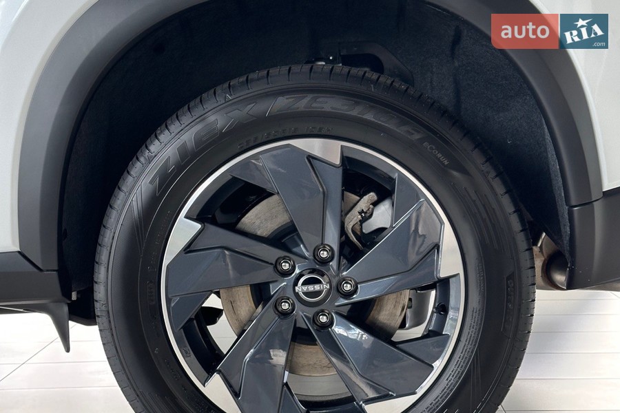 Nissan X-Trail - фото 26