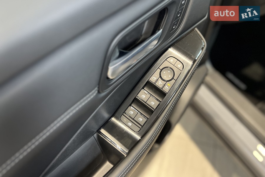 Nissan X-Trail - фото 25