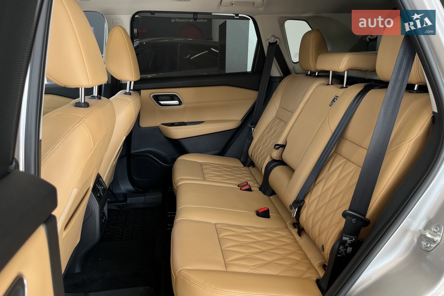 Nissan X-Trail - фото 39