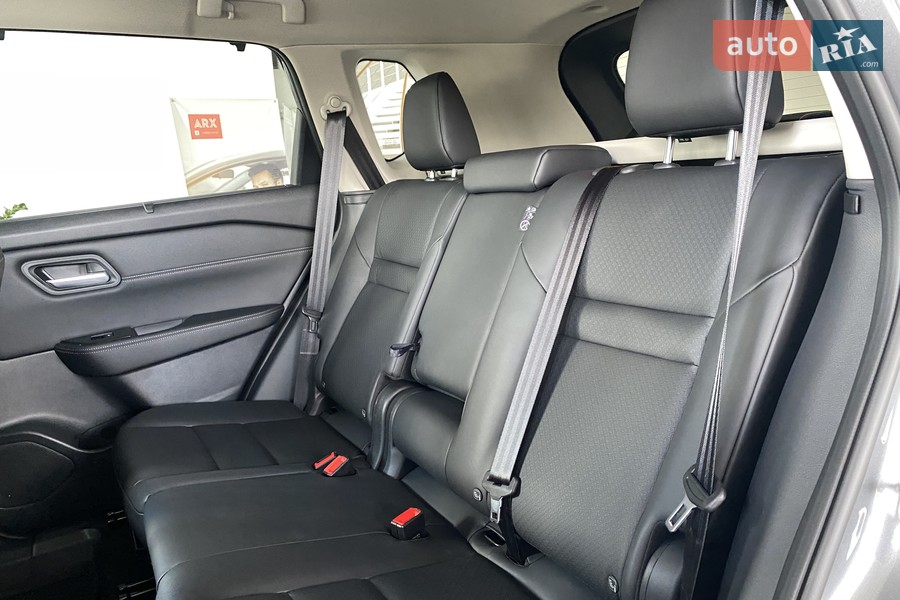 Nissan X-Trail - фото 18