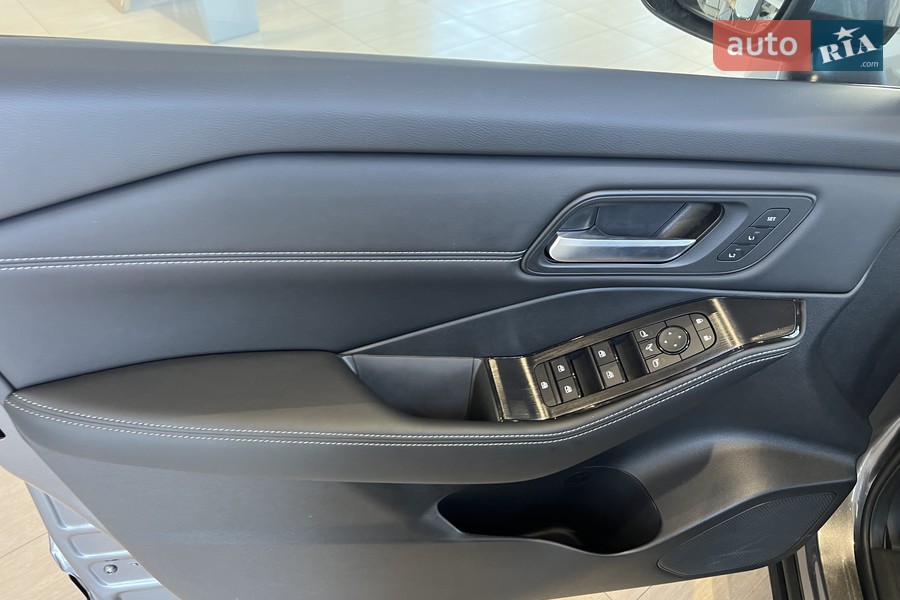 Nissan X-Trail - фото 26