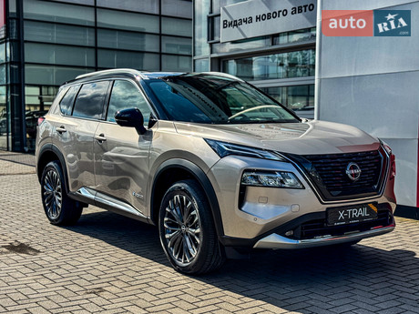 Nissan X-Trail 2025