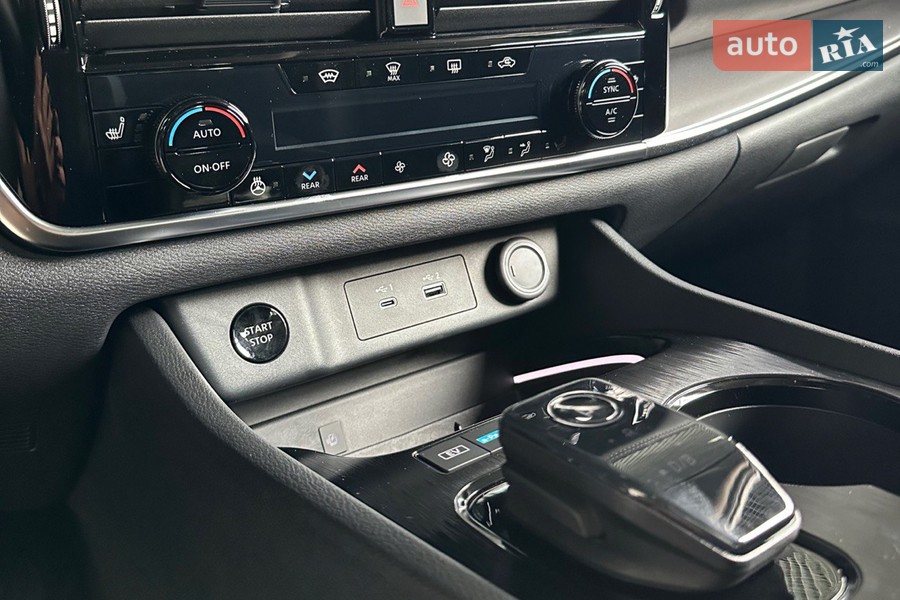 Nissan X-Trail - фото 6