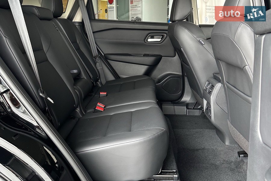 Nissan X-Trail - фото 16
