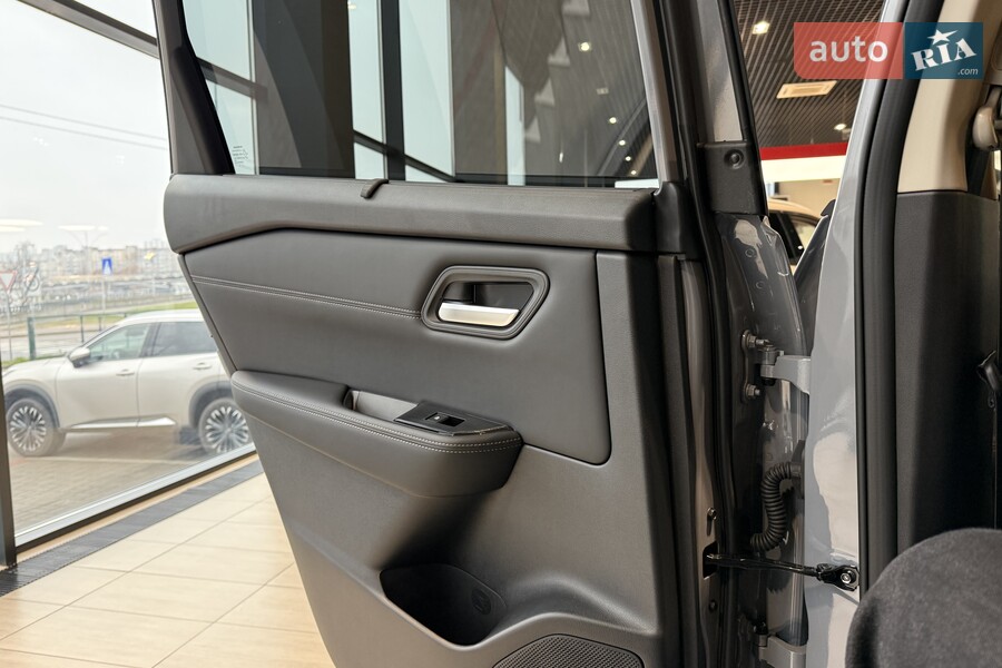 Nissan X-Trail - фото 16