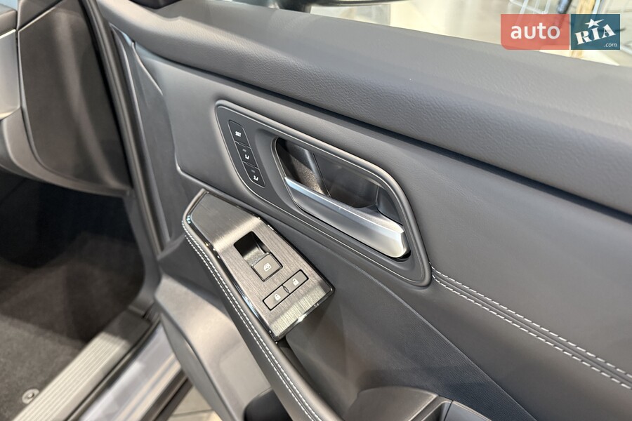 Nissan X-Trail - фото 18