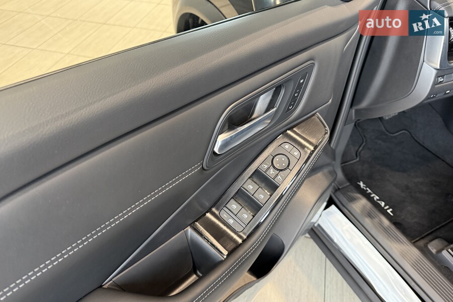 Nissan X-Trail - фото 15