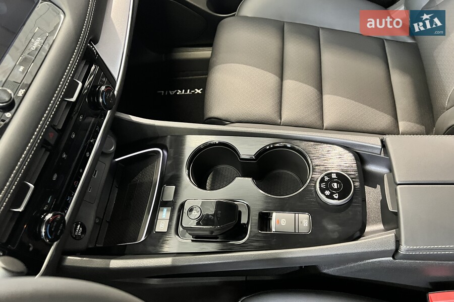 Nissan X-Trail - фото 17