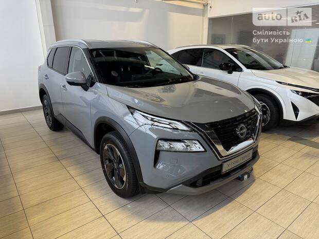 Nissan X-Trail 2025