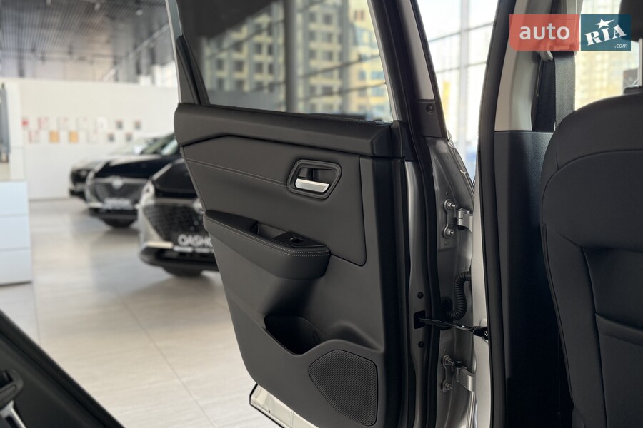 Nissan X-Trail - фото 19