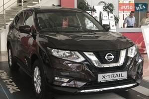 Nissan X-Trail 2018 року