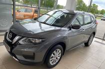 Nissan X-Trail Visia