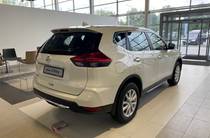 Nissan X-Trail Visia