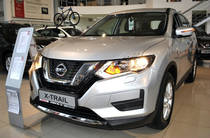 Nissan X-Trail Visia