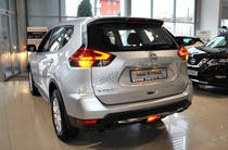 Nissan X-Trail Visia