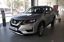 Nissan X-Trail Visia