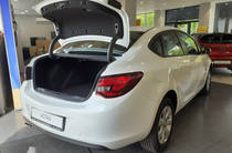 Opel Astra J Enjoy