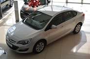 Opel Astra Base