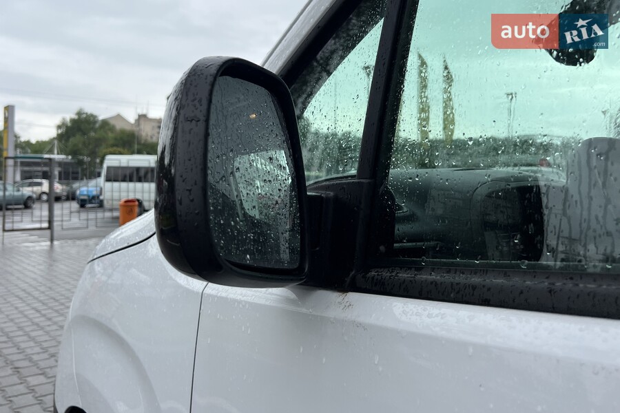 Opel Combo Cargo - фото 16