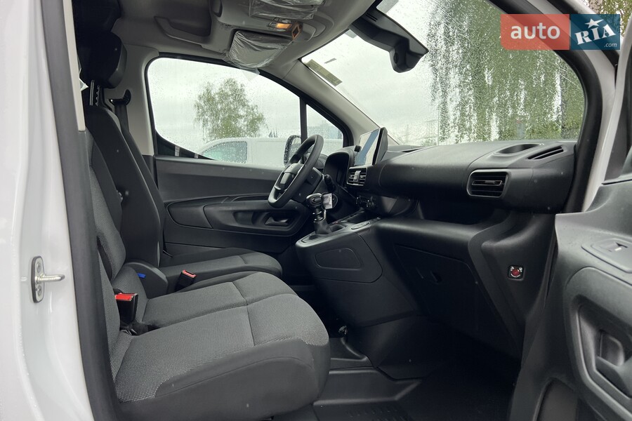 Opel Combo Cargo - фото 22