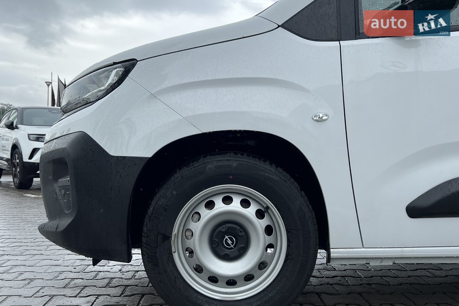 Opel Combo Cargo - фото 11