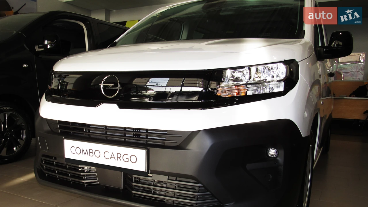 Opel Combo Cargo Base
