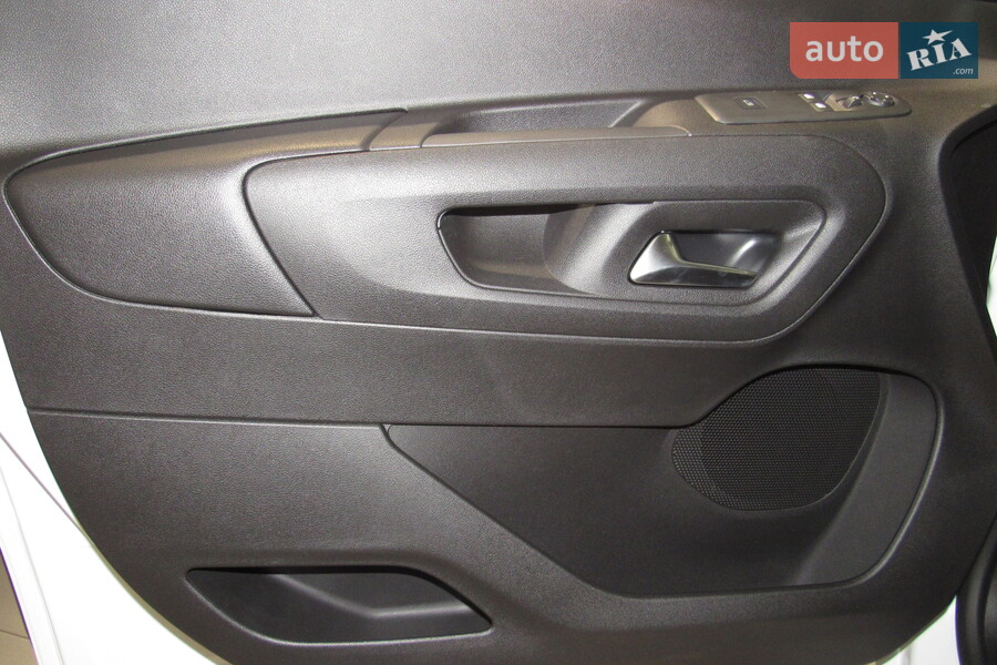 Opel Combo Cargo - фото 27